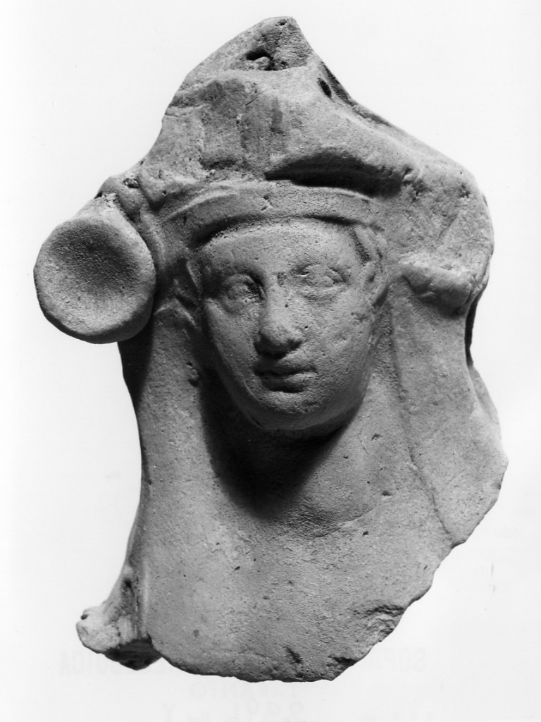 Dioniso (terracotta figurata) - fabbrica locale (sec. IV a.C)