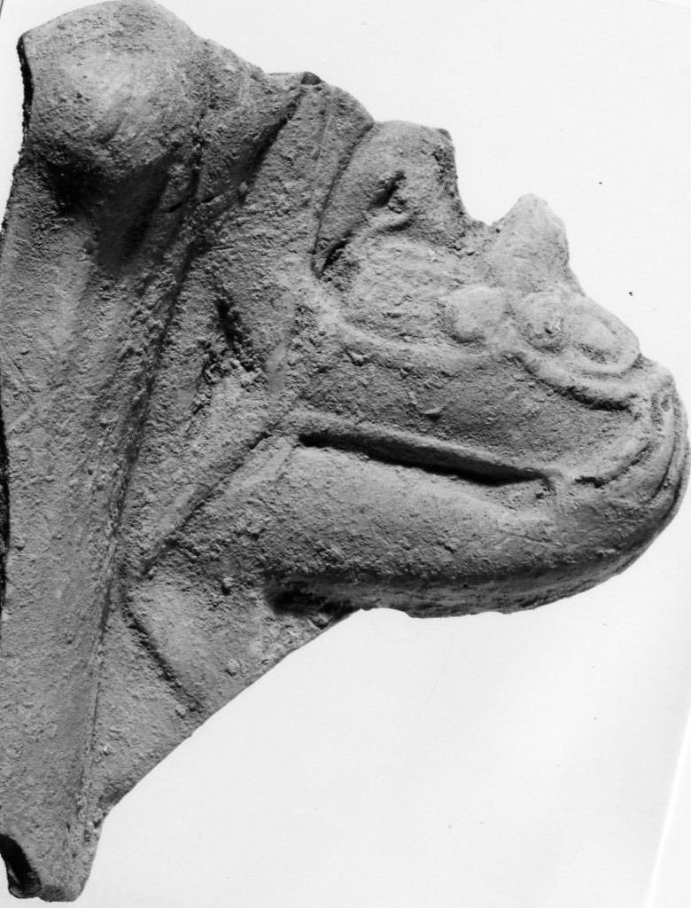 figura femminile (terracotta figurata/ frammento) - fabbrica locale (sec. IV a.C)