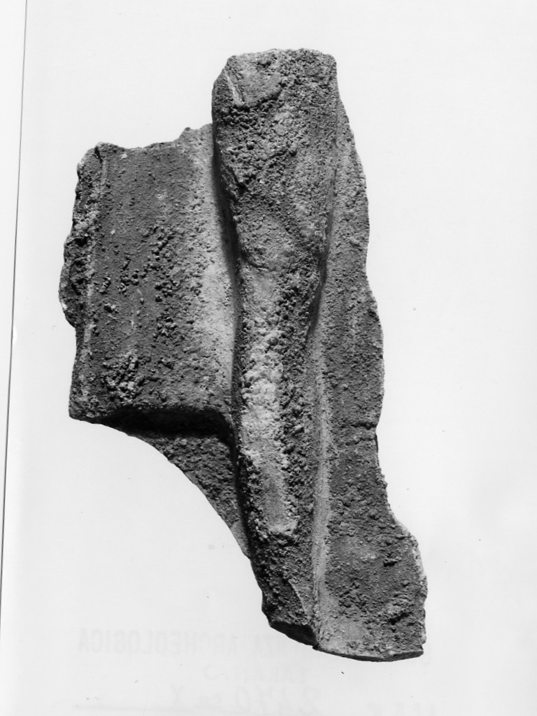terracotta figurata/ frammento - fabbrica locale (sec. IV a.C)