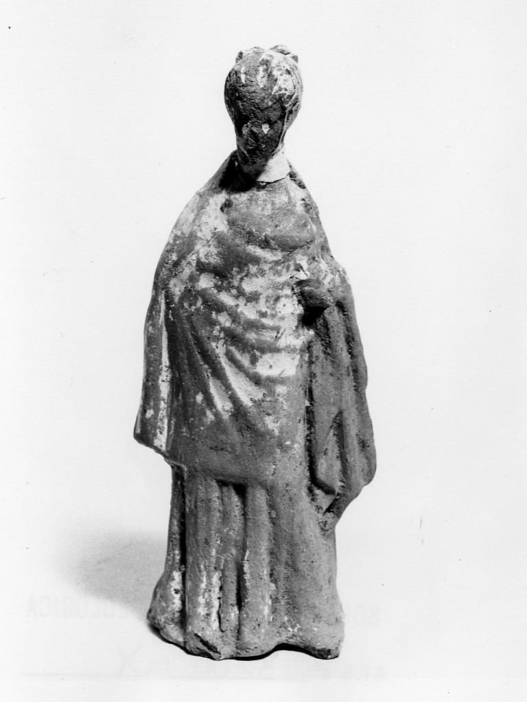 figura muliebre stante (statuetta) - fabbrica tarantina (inizio sec. III a.C)