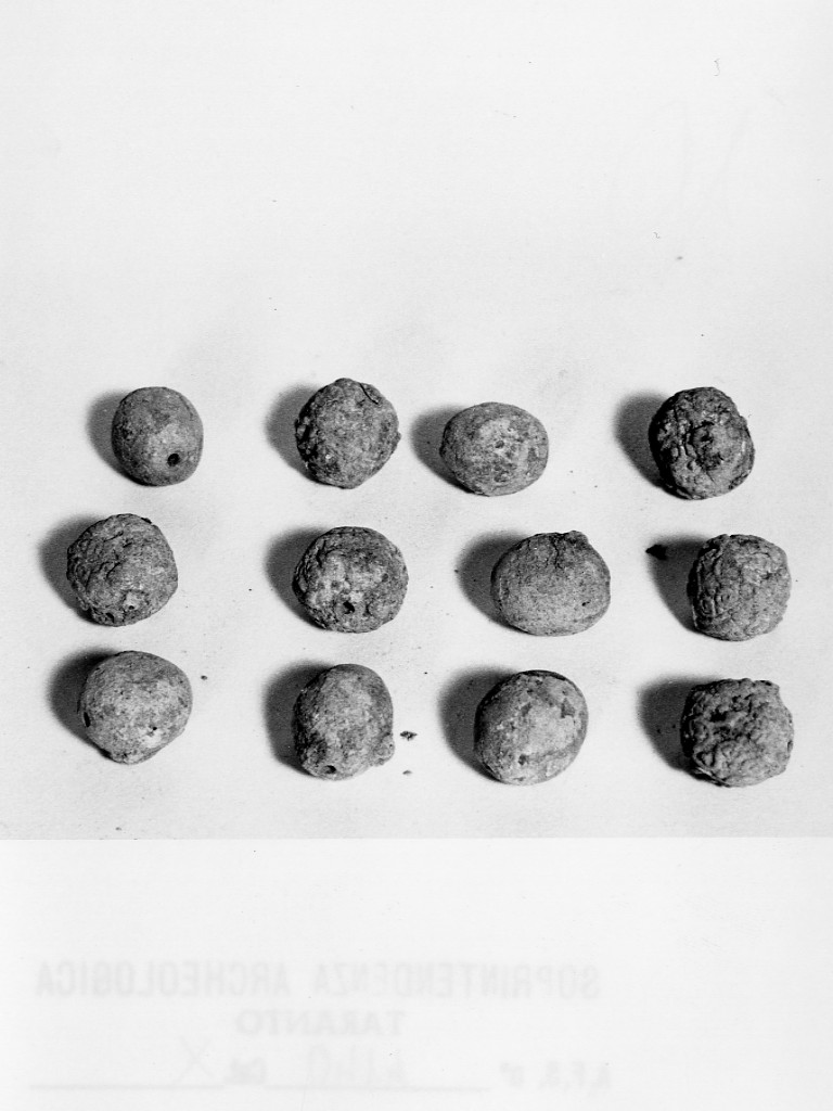 vaghi di collana - fabbrica tarantina (seconda metà sec. IV a.C)