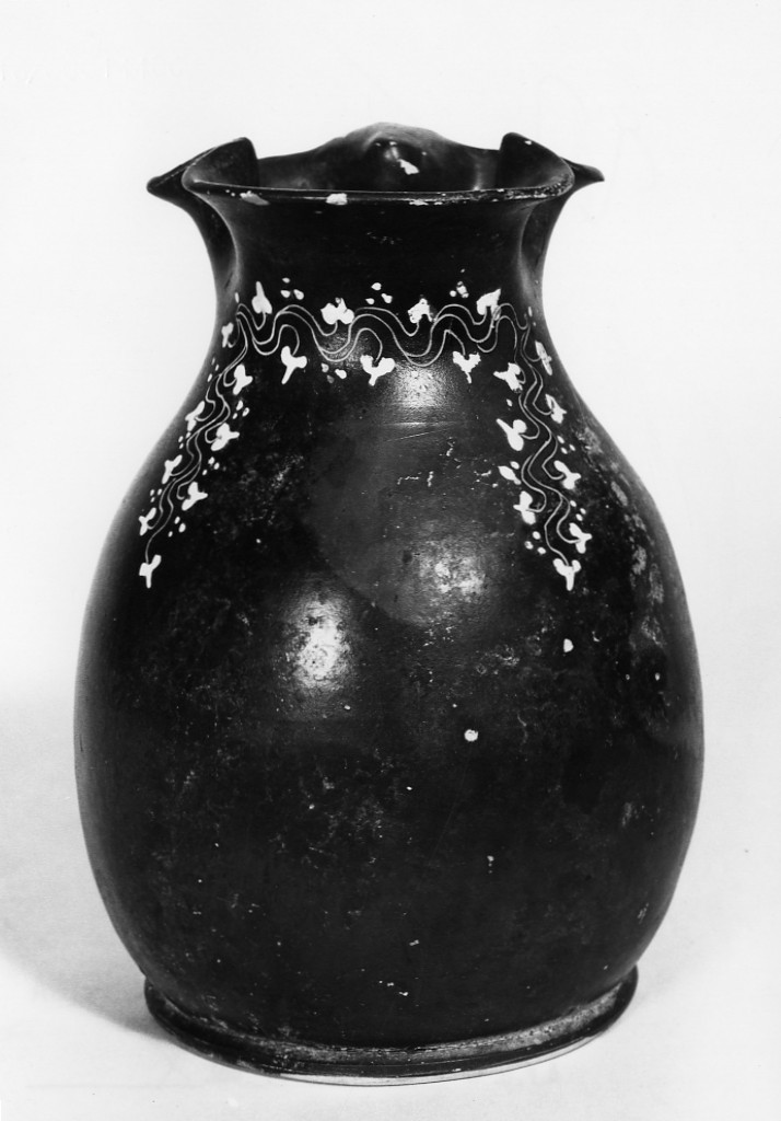 oinochoe a bocca trilobata - fabbrica locale (seconda metà sec. IV a.C)