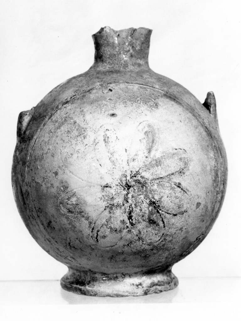 borraccia - fabbrica locale (sec. XIV d.C)