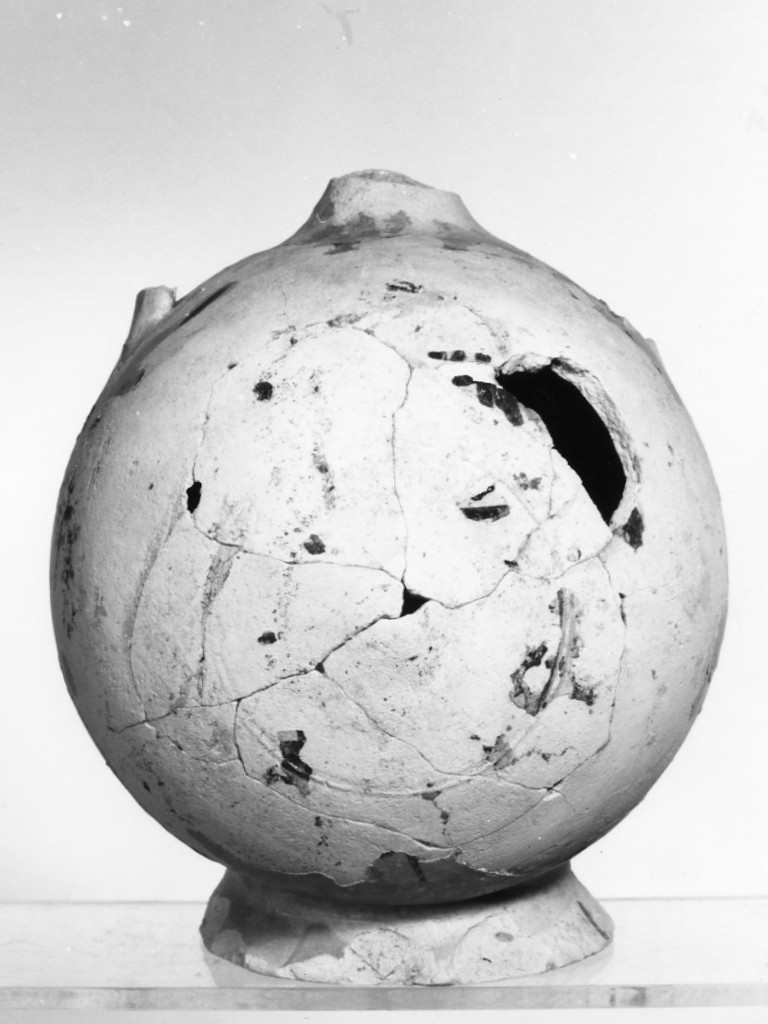 borraccia - fabbrica locale (sec. XV d.C)