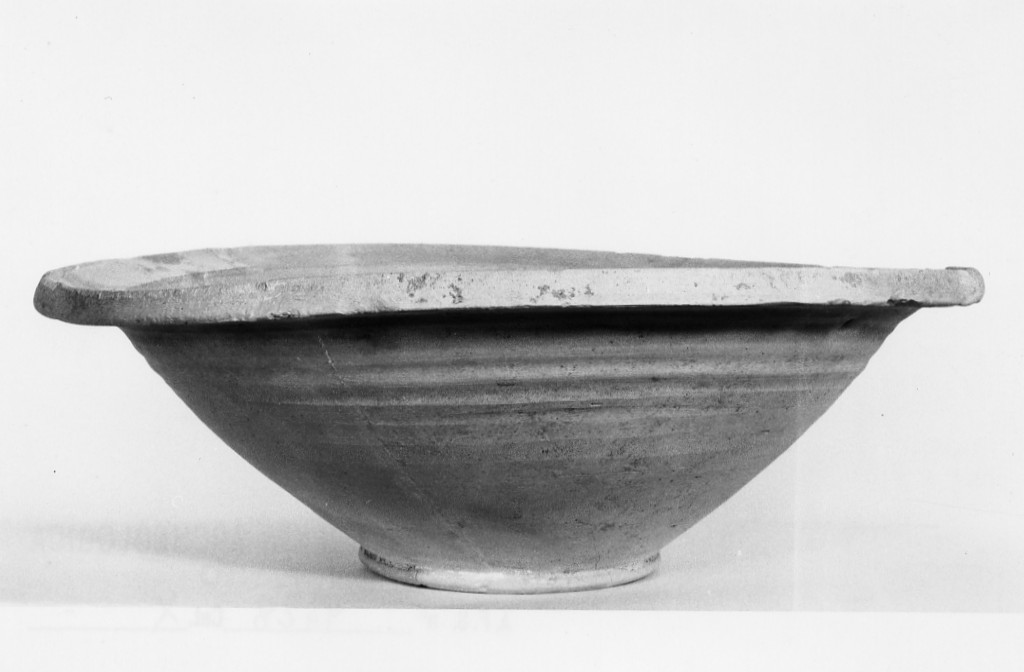 bacile - fabbrica locale (sec. IV a.C.-III a.C)