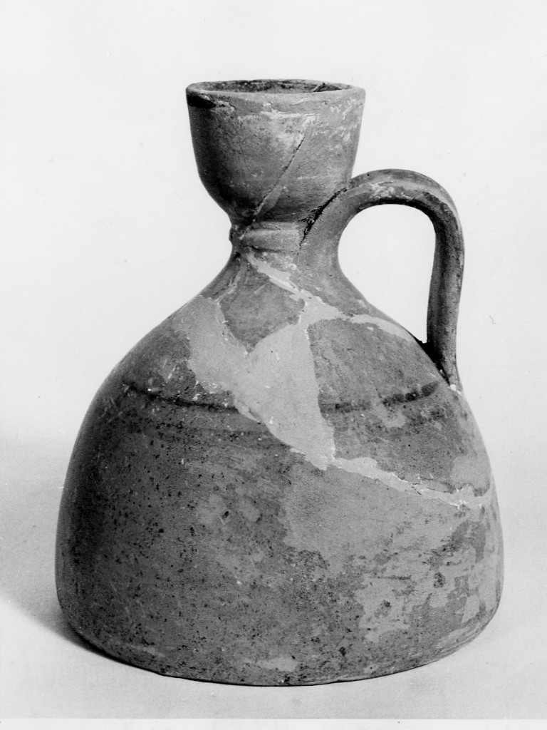 lekythos - fabbrica locale (sec. III a.C)