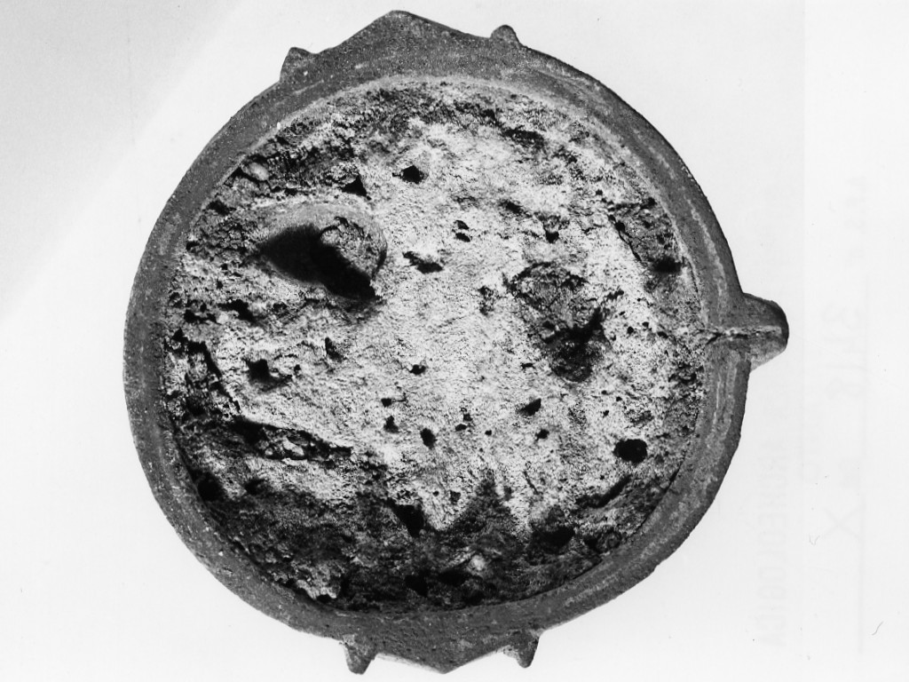 pelvis miniaturistica - fabbrica locale (secc. I d.C.-II d.C)