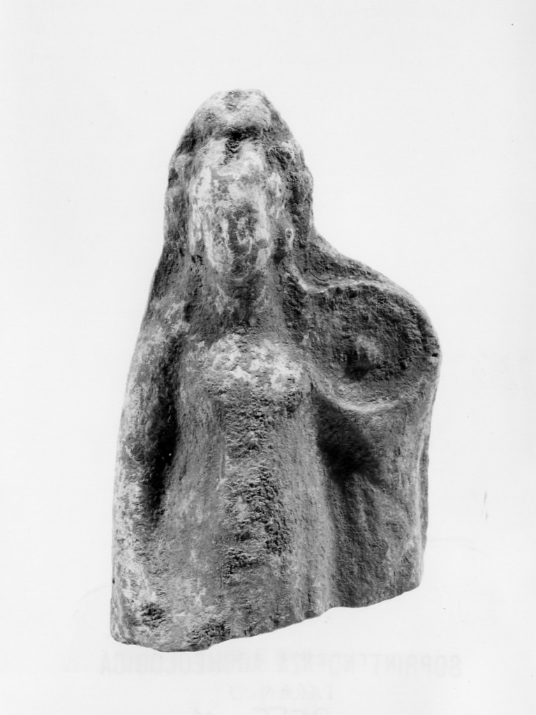 Polyboia (terracotta figurata, culto di Apollo-Hyakinthos) - fabbrica tarantina (secc. IV a.C.-III a.C)