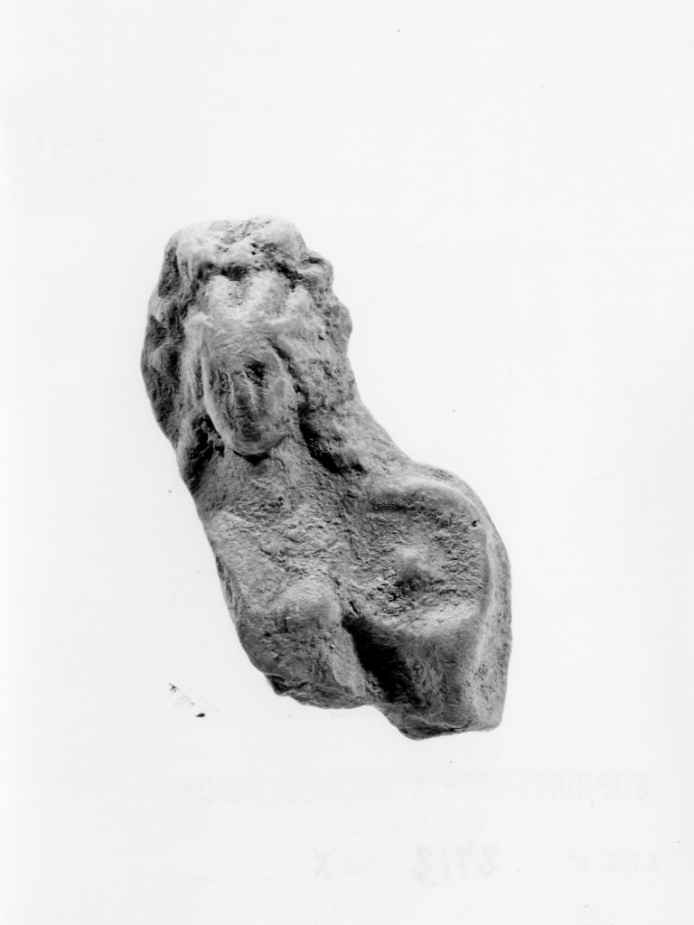 Polyboia (terracotta figurata, culto di Apollo-Hyakinthos) - fabbrica tarantina (secc. IV a.C.-III a.C)