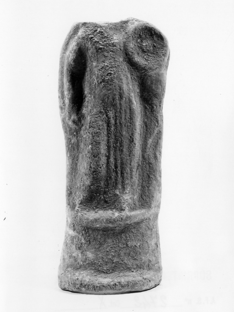 Polyboia (terracotta figurata, culto di Apollo-Hyakinthos) - fabbrica tarantina (secc. IV a.C.-III a.C)
