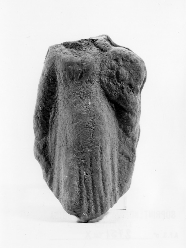 Polyboia (terracotta figurata, culto di Apollo-Hyakinthos) - fabbrica tarantina (secc. IV a.C.-III a.C)