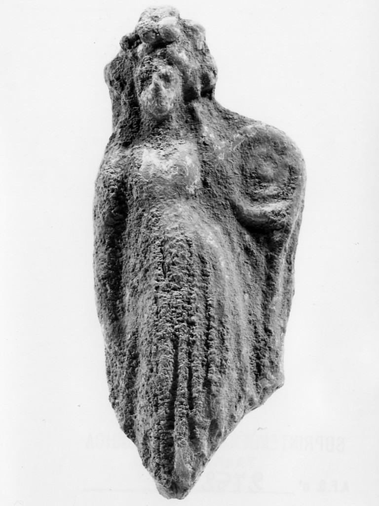 Polyboia (terracotta figurata, culto di Apollo-Hyakinthos) - fabbrica tarantina (secc. IV a.C.-III a.C)