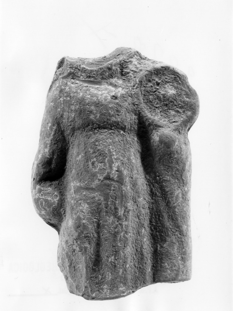 Polyboia (terracotta figurata, culto di Apollo-Hyakinthos) - fabbrica tarantina (secc. IV a.C.-III a.C)