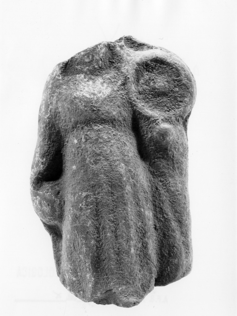 Polyboia (terracotta figurata, culto di Apollo-Hyakinthos) - fabbrica tarantina (secc. IV a.C.-III a.C)