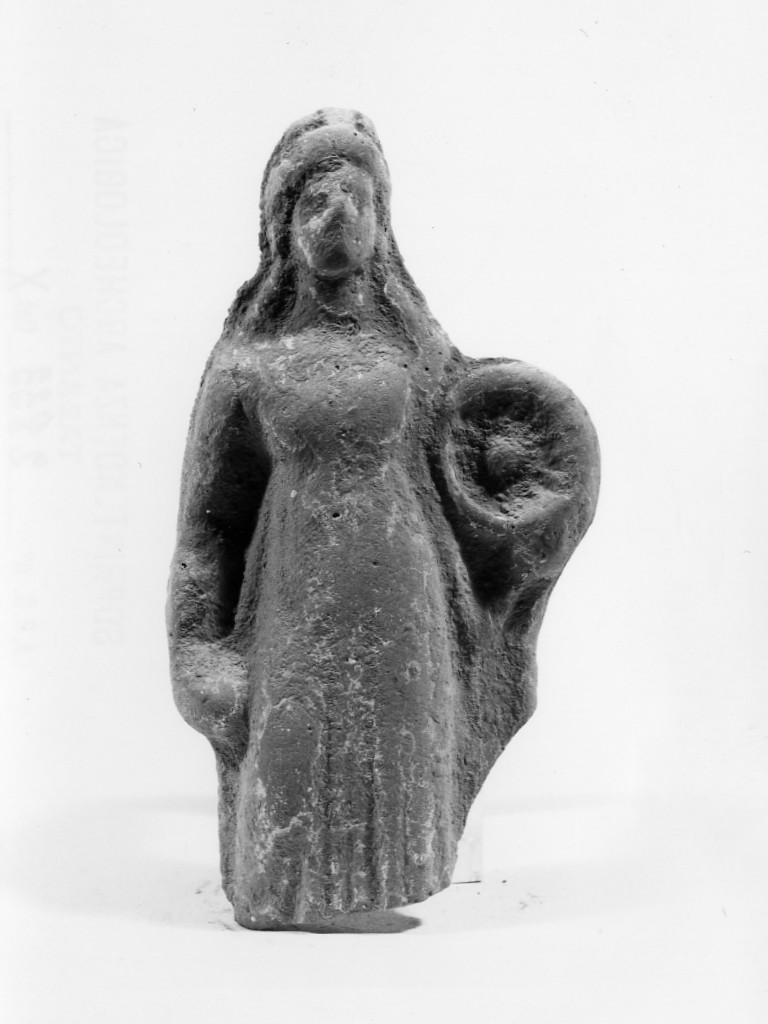Polyboia (terracotta figurata, culto di Apollo-Hyakinthos) - fabbrica tarantina (secc. IV a.C.-III a.C)