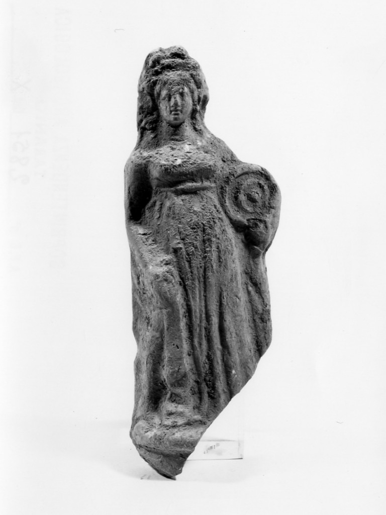 Polyboia (terracotta figurata, culto di Apollo-Hyakinthos) - fabbrica tarantina (secc. IV a.C.-III a.C)