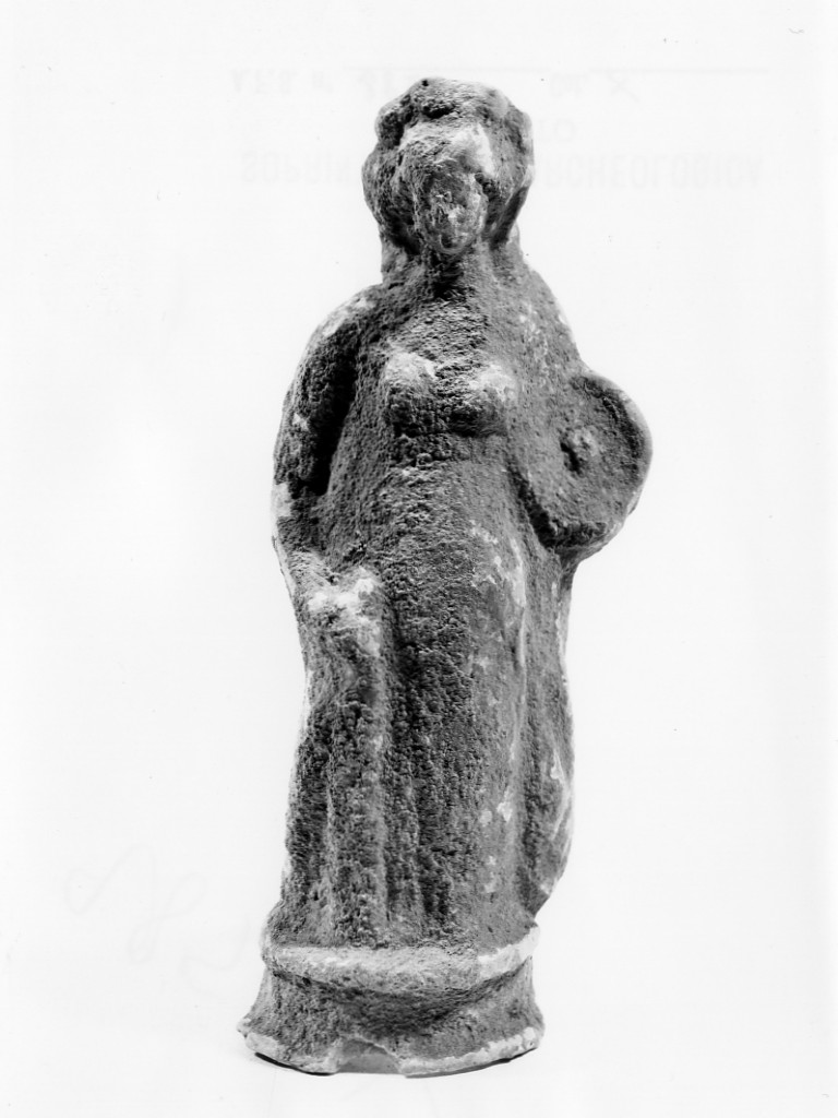 Polyboia (terracotta figurata, culto di Apollo-Hyakinthos) - fabbrica tarantina (secc. IV a.C.-III a.C)