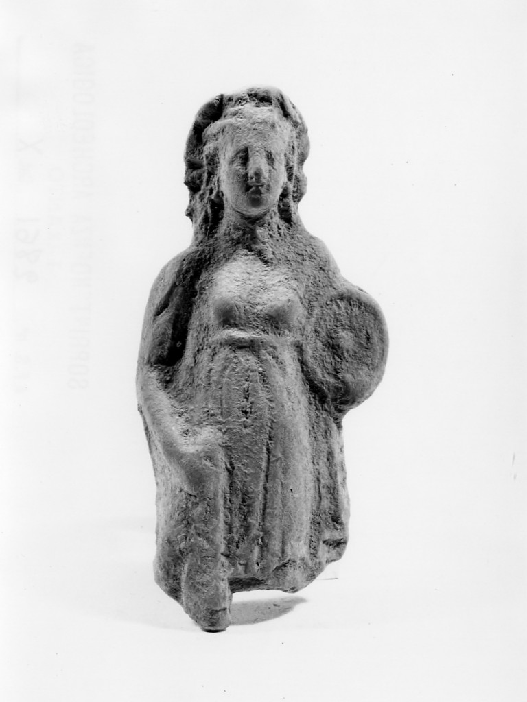 Polyboia (terracotta figurata, culto di Apollo-Hyakinthos) - fabbrica tarantina (secc. IV a.C.-III a.C)
