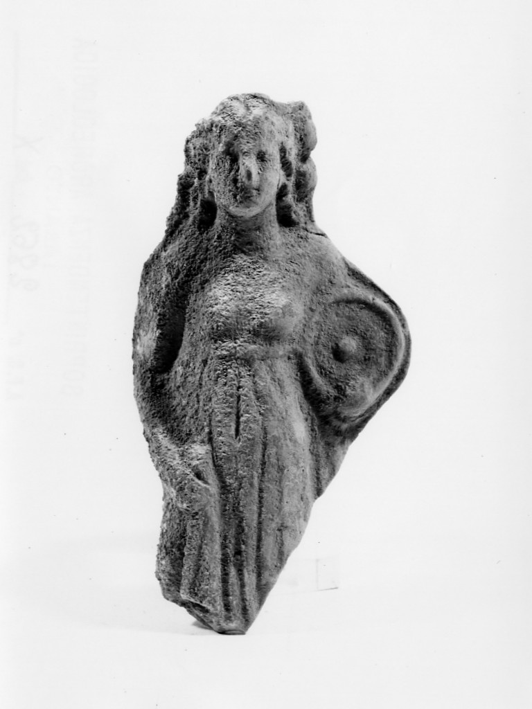 Polyboia (terracotta figurata, culto di Apollo-Hyakinthos) - fabbrica tarantina (secc. IV a.C.-III a.C)