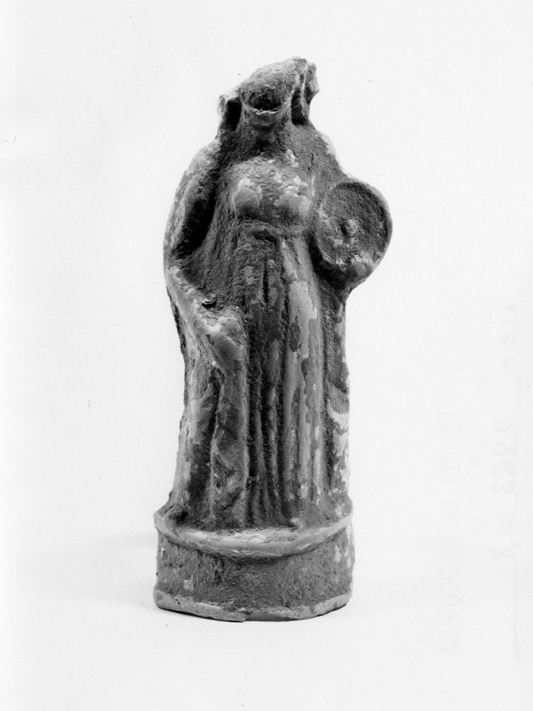 Polyboia (terracotta figurata, culto di Apollo-Hyakinthos) - fabbrica tarantina (secc. IV a.C.-III a.C)