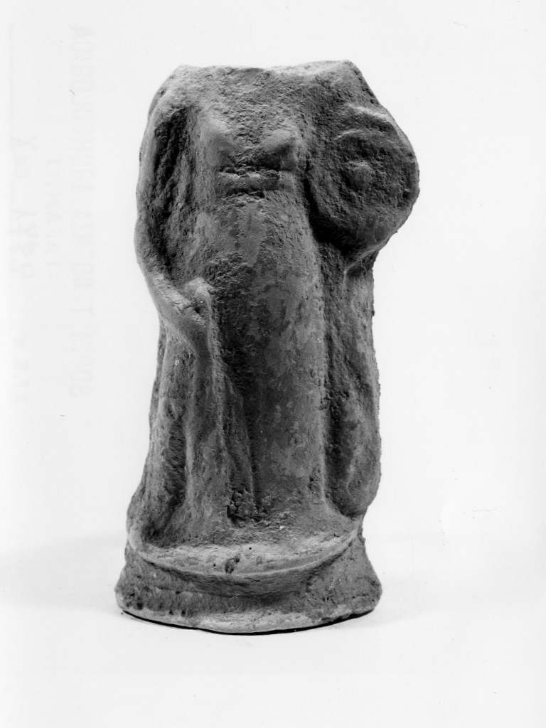 Polyboia (terracotta figurata, culto di Apollo-Hyakinthos) - fabbrica tarantina (secc. IV a.C.-III a.C)