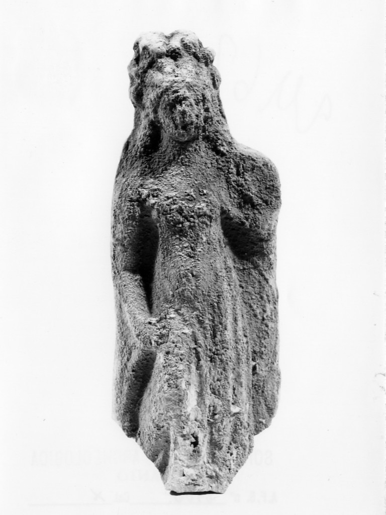 Polyboia (terracotta figurata, culto di Apollo-Hyakinthos) - fabbrica tarantina (secc. IV a.C.-III a.C)
