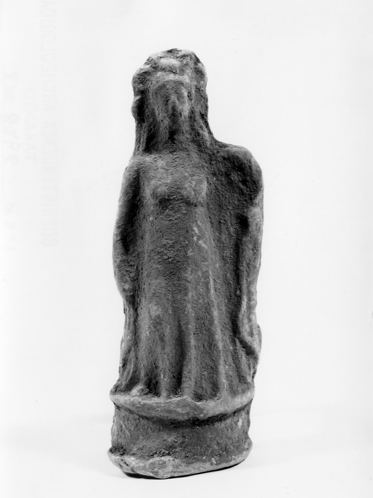 Polyboia (terracotta figurata, culto di Apollo-Hyakinthos) - fabbrica tarantina (secc. IV a.C.-III a.C)