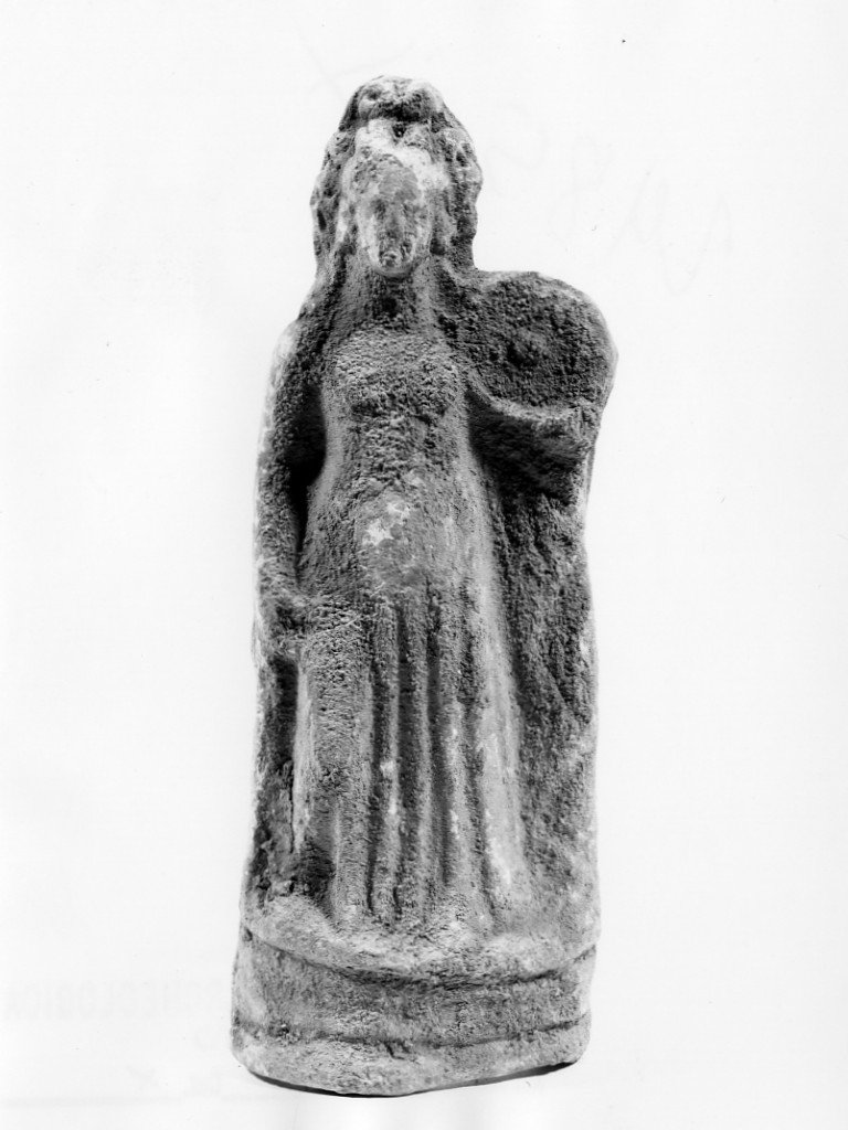 Polyboia (terracotta figurata, culto di Apollo-Hyakinthos) - fabbrica tarantina (secc. IV a.C.-III a.C)