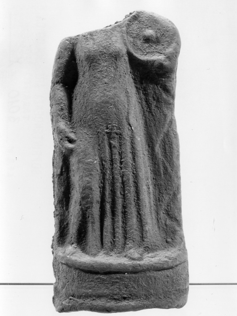 Polyboia (terracotta figurata, culto di Apollo-Hyakinthos) - fabbrica tarantina (secc. IV a.C.-III a.C)