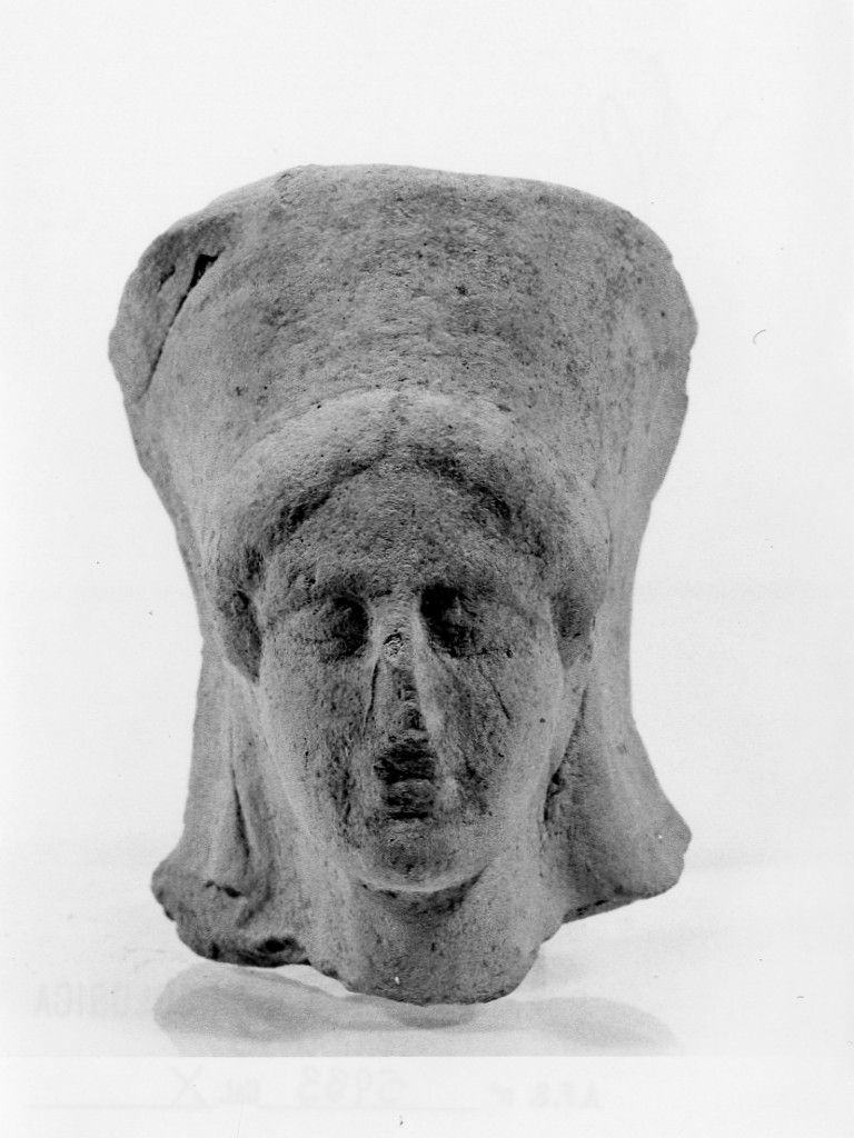 Persephone-Kore (terracotta figurata) - fabbrica tarantina (fine/ inizio secc. VI a.C.-V a.C)