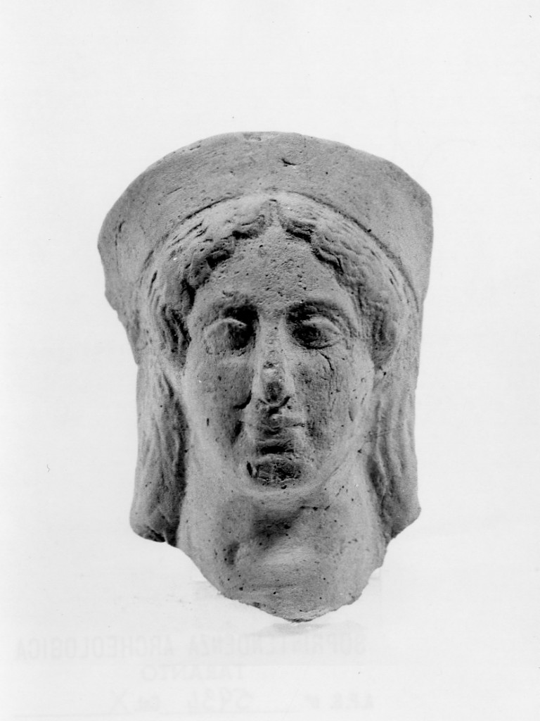 Persephone-Kore (terracotta figurata) - fabbrica tarantina (sec. V a.C)