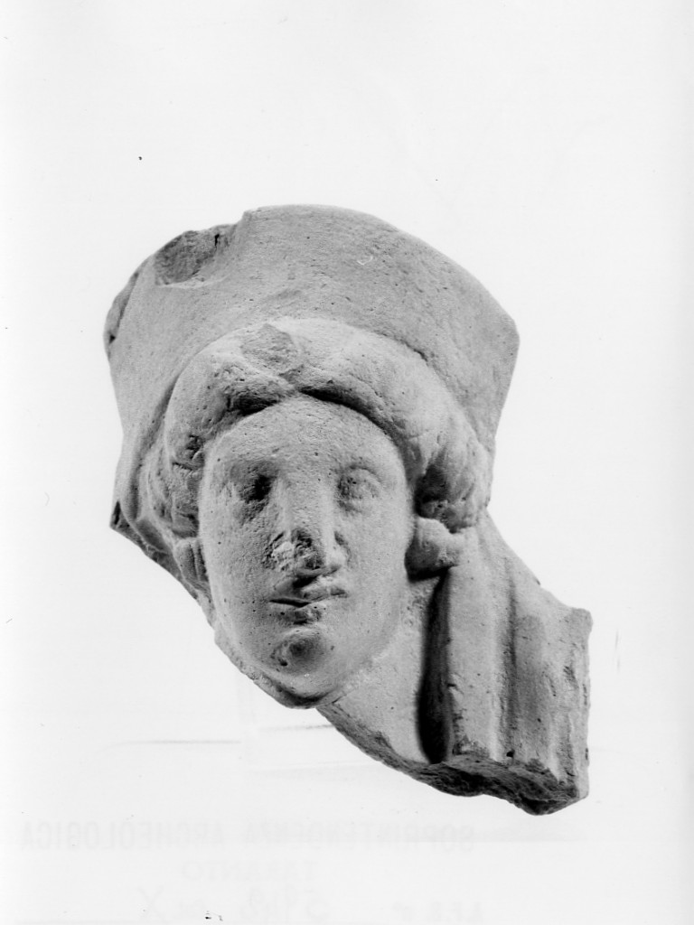 Persephone-Kore (terracotta figurata, culto di Dionysos-Hades) - fabbrica tarantina (fine sec. V a.C)