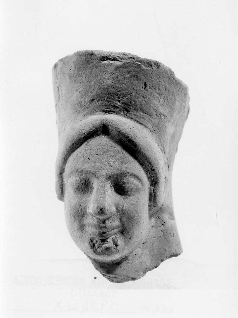 Persephone-Kore (terracotta figurata) - fabbrica tarantina (fine sec. VI a.C)