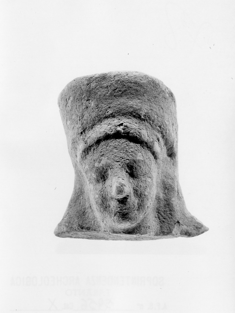 Persephone-Kore (terracotta figurata) - fabbrica tarantina (ultimo quarto sec. VI a.C)