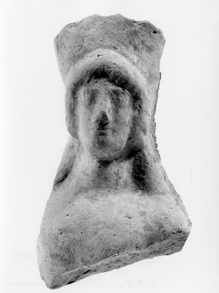 Dionysos-Hades (terracotta figurata) - fabbrica tarantina (sec. V a.C)