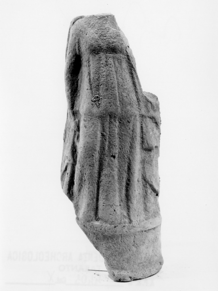 Polyboia (terracotta figurata, culto di Apollo-Hyakinthos) - fabbrica tarantina (secc. IV a.C.-III a.C)