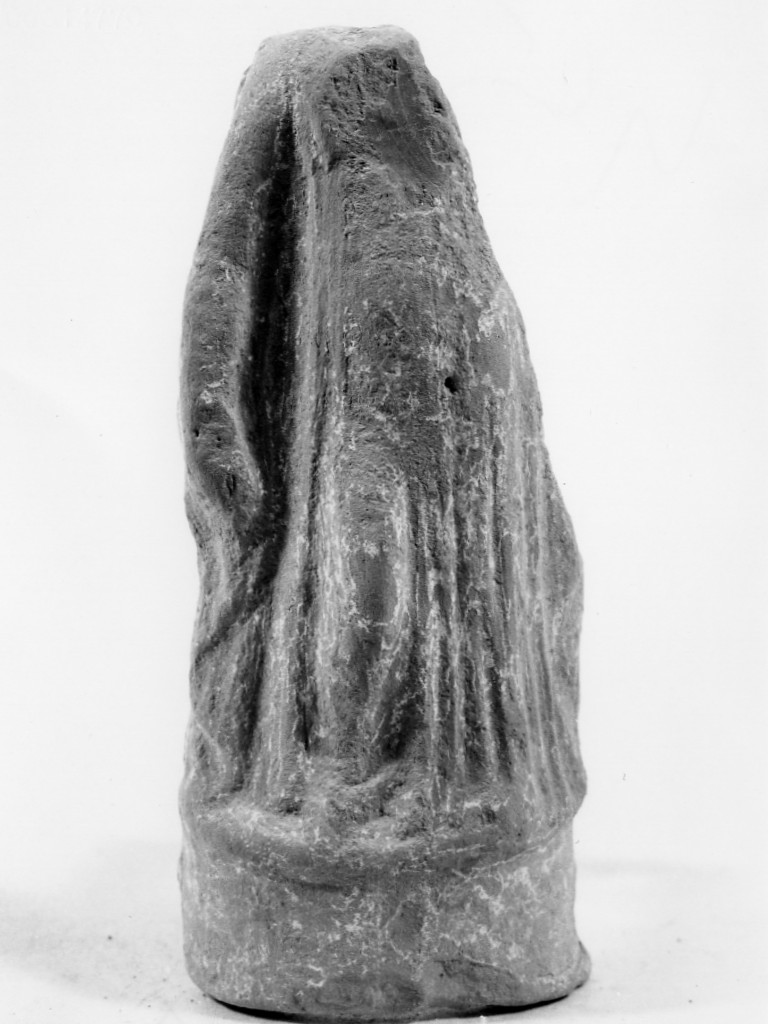 Polyboia (terracotta figurata, culto di Apollo-Hyakinthos) - fabbrica tarantina (secc. IV a.C.-III a.C)