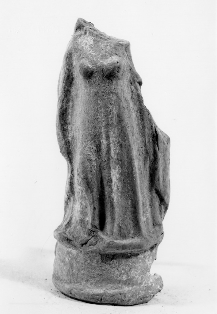 Polyboia (terracotta figurata, culto di Apollo-Hyakinthos) - fabbrica tarantina (secc. IV a.C.-III a.C)