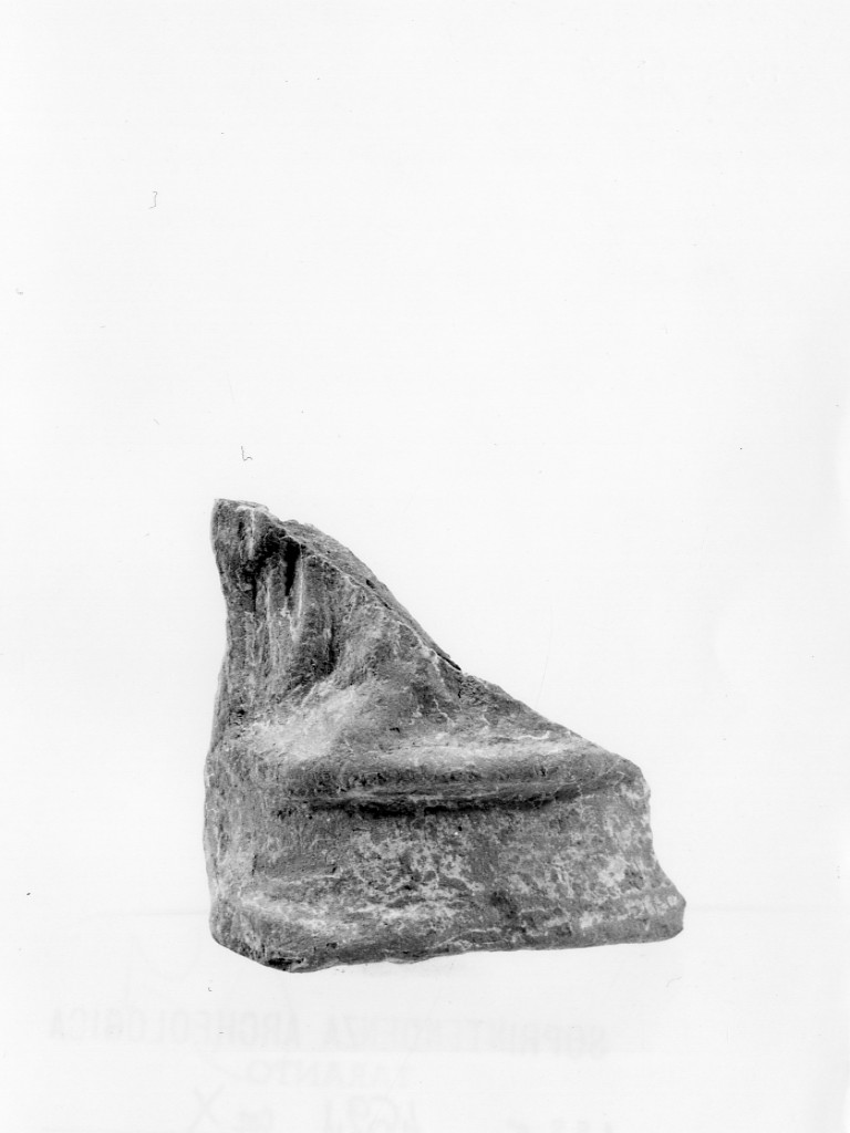 Polyboia (terracotta figurata, culto di Apollo-Hyakinthos) - fabbrica tarantina (secc. IV a.C.-III a.C)