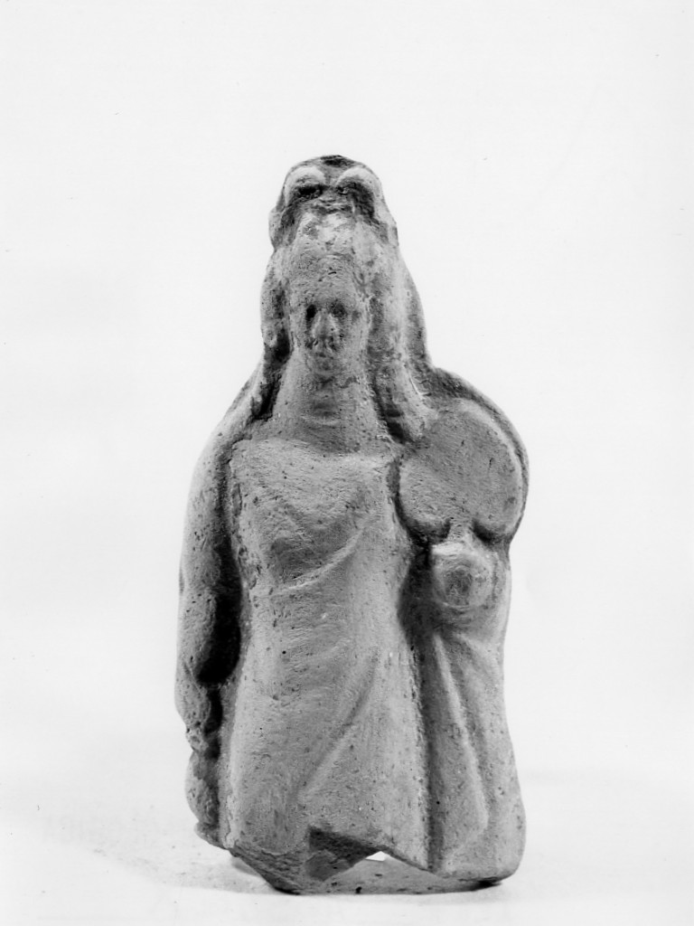 Polyboia (terracotta figurata, culto di Apollo-Hyakinthos) - fabbrica tarantina (secc. IV a.C.-III a.C)