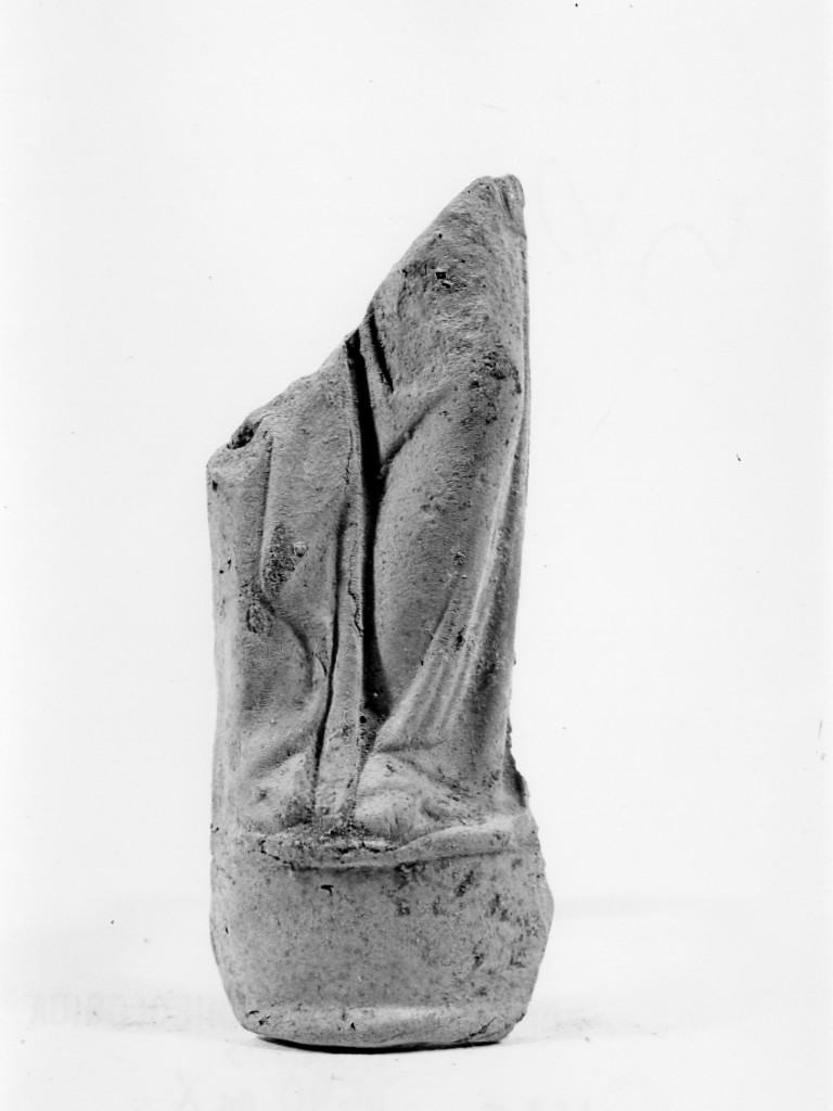 Polyboia (terracotta figurata, culto di Apollo-Hyakinthos) - fabbrica tarantina (secc. IV a.C.-III a.C)