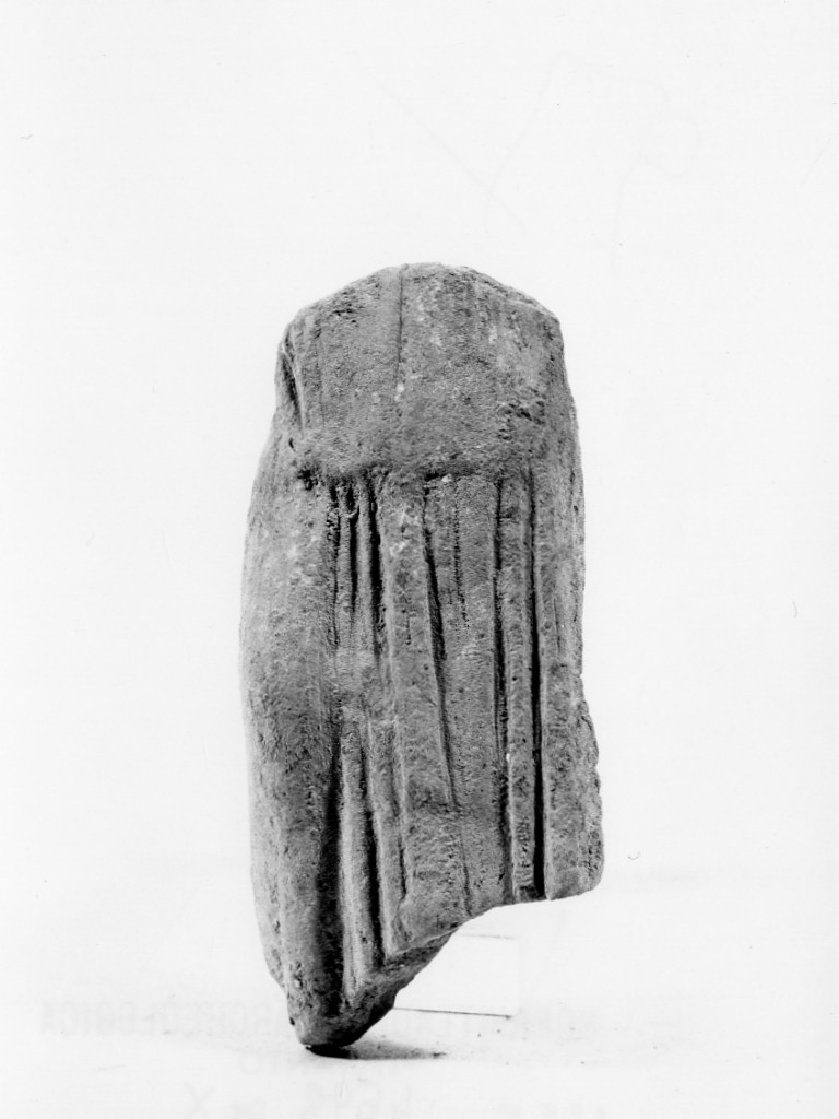 Polyboia (terracotta figurata, culto di Apollo-Hyakinthos) - fabbrica tarantina (secc. IV a.C.-III a.C)