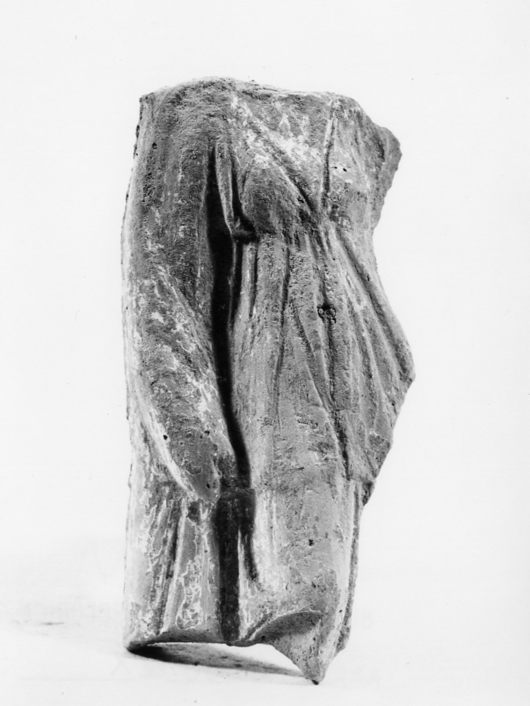 Polyboia (terracotta figurata, culto di Apollo-Hyakinthos) - fabbrica tarantina (secc. IV a.C.-III a.C)