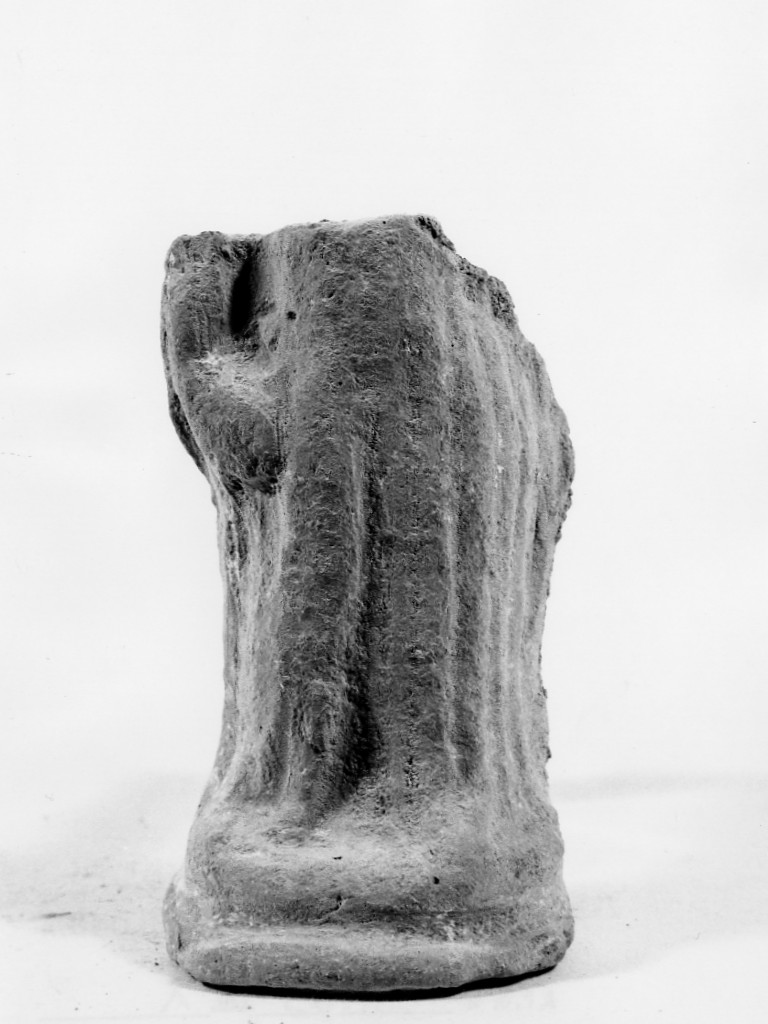 Polyboia (terracotta figurata, culto di Apollo-Hyakinthos) - fabbrica tarantina (secc. IV a.C.-III a.C)