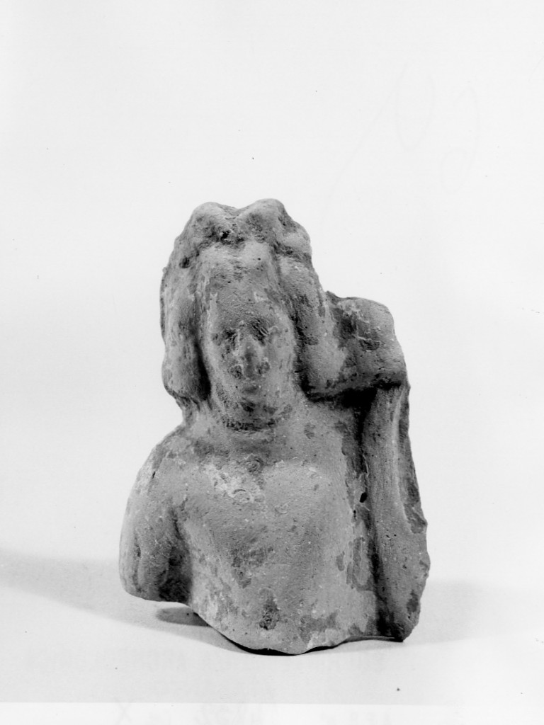 Apollo-Hyakinthos (terracotta figurata) - fabbrica tarantina (sec. III a.C)