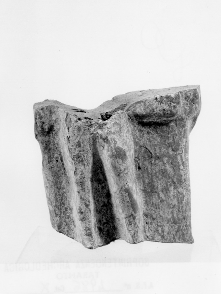 Apollo-Hyakinthos (terracotta figurata) - fabbrica tarantina (sec. III a.C)