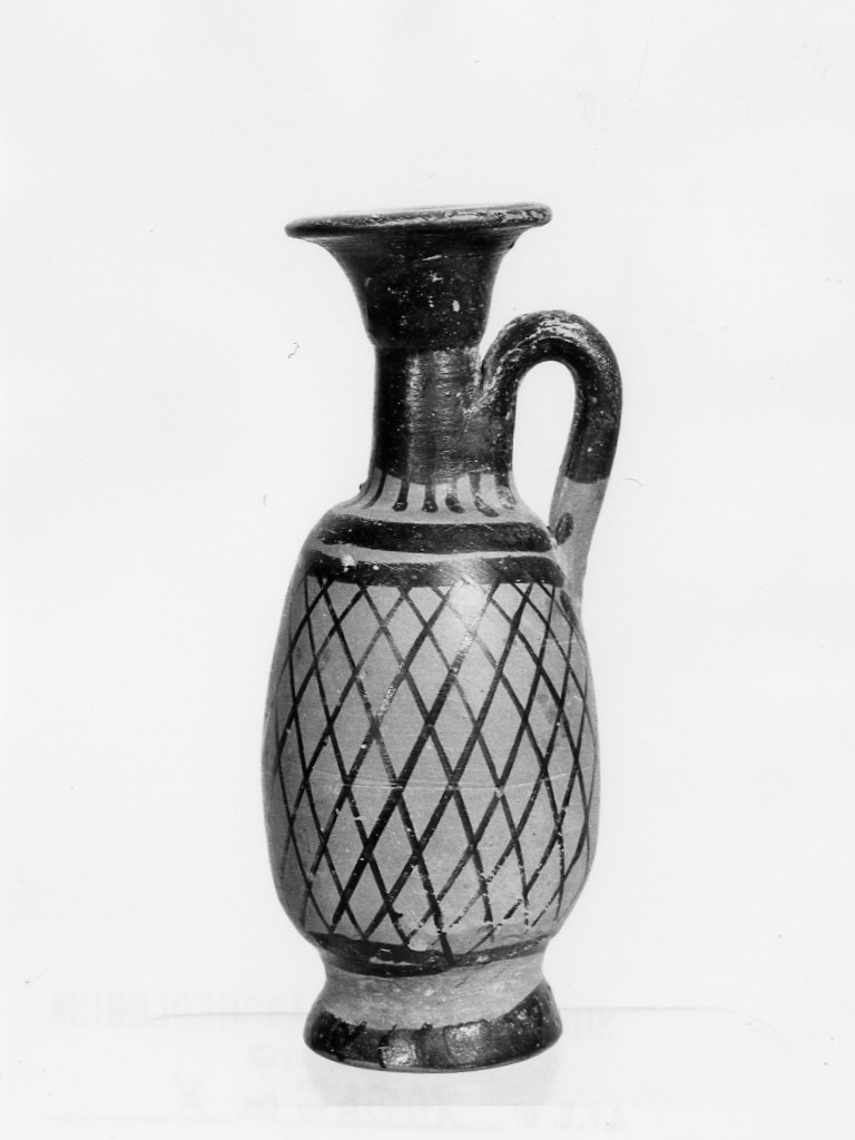 lekythos - fabbrica locale (sec. IV a.C)