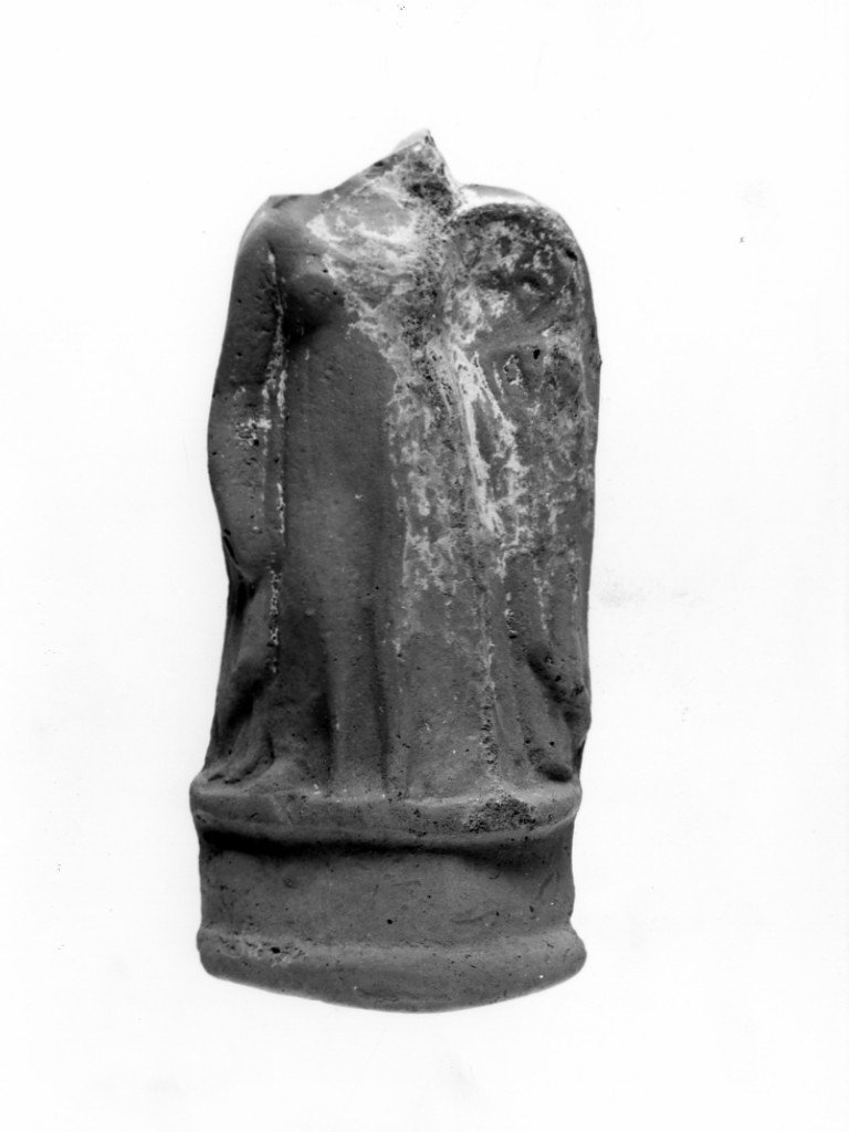 Polyboia (terracotta figurata, culto di Apollo-Hyakinthos) - fabbrica tarantina (secc. IV a.C.-III a.C)