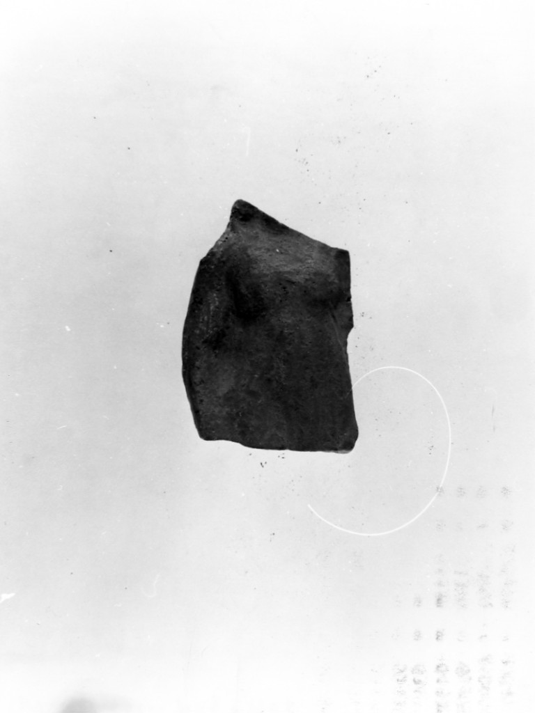 Polyboia (terracotta figurata/ frammento, culto di Apollo-Hyakinthos) - fabbrica tarantina (secc. IV a.C.-III a.C)