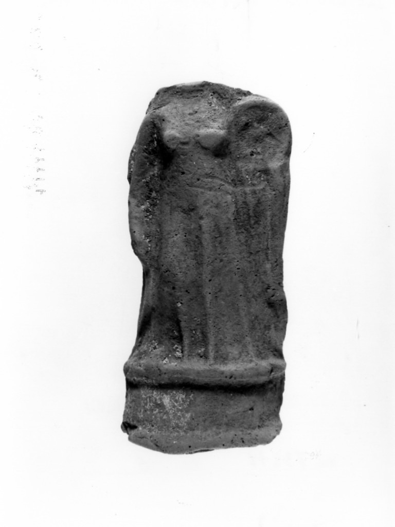 Polyboia (terracotta figurata, culto di Apollo-Hyakinthos) - fabbrica tarantina (secc. IV a.C.-III a.C)